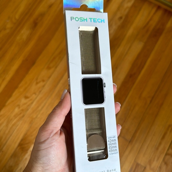 Posh Tech stainless steel Apple Watch Band - Picture 4 of 6